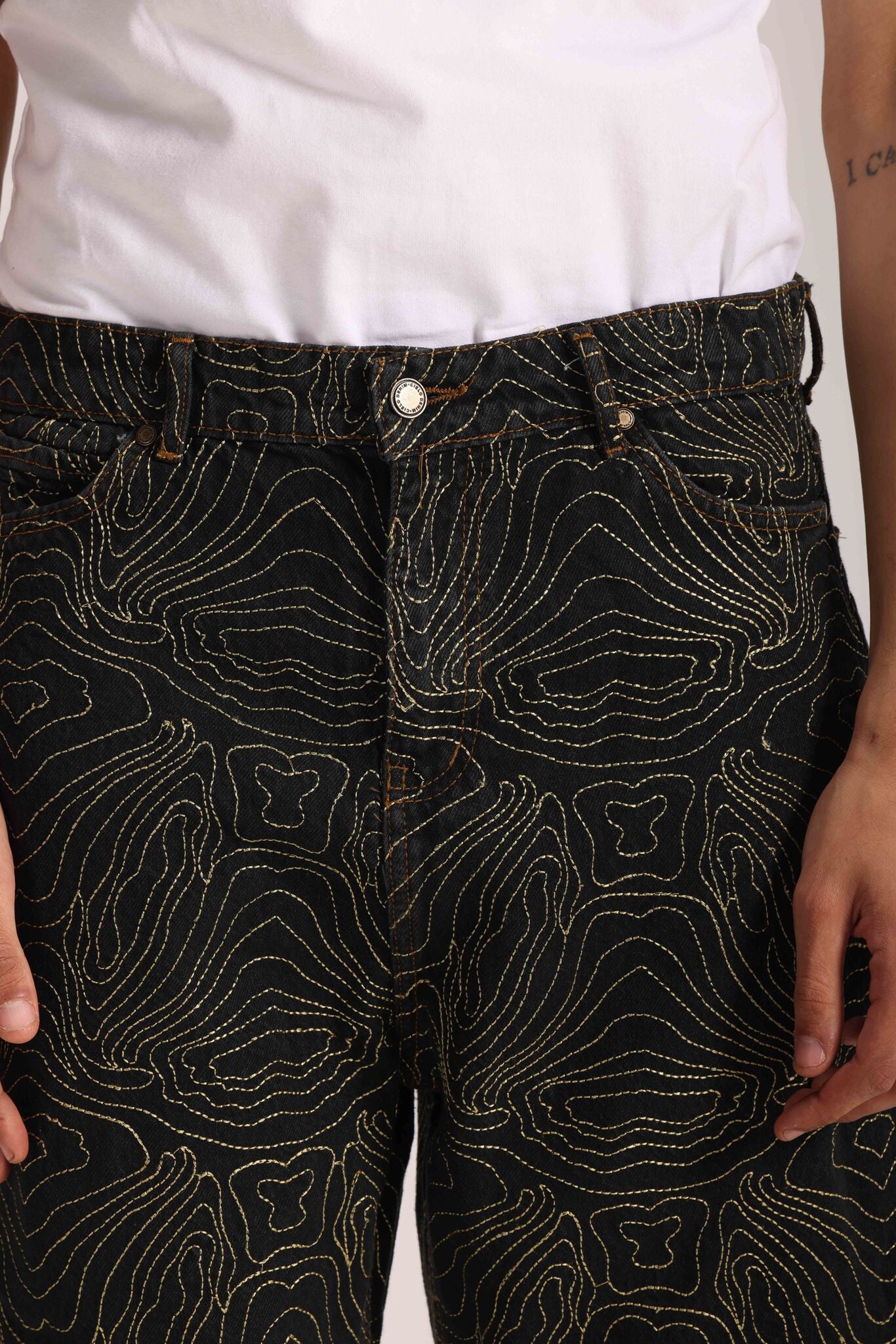 Embroidery Denim - Golden Ink