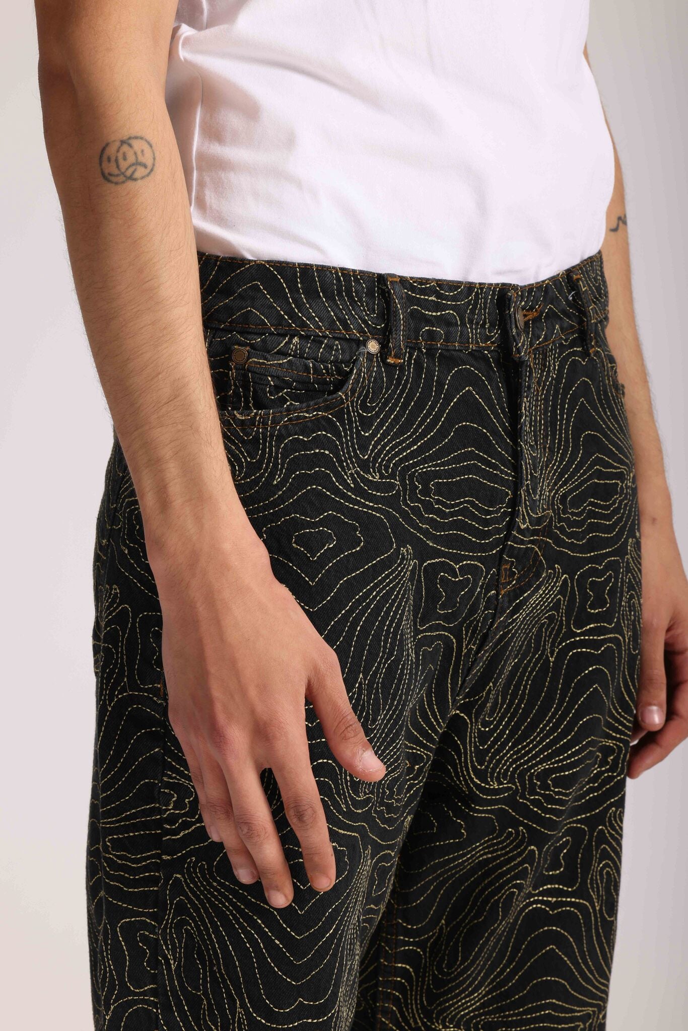 Embroidery Denim - Golden Ink