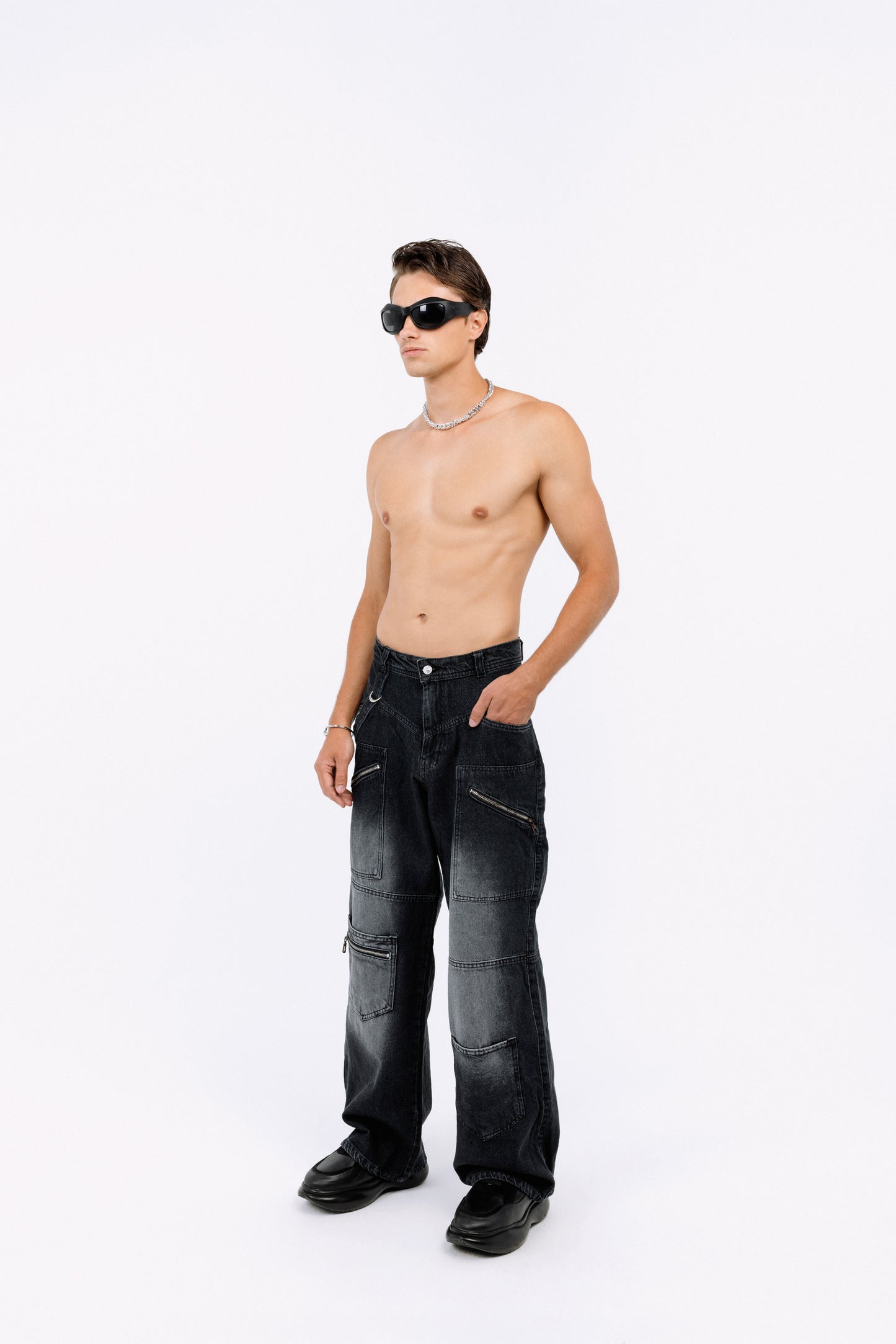 THE ELITE JEANS - BLACK