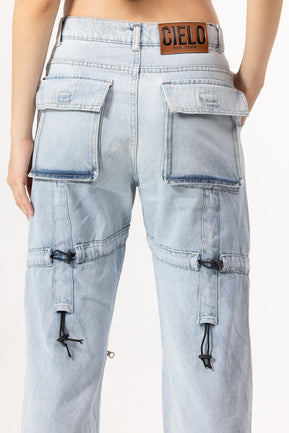 MULTI POCKET JEANS - LIGHT BLUE