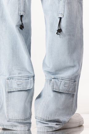 MULTI POCKET JEANS - LIGHT BLUE