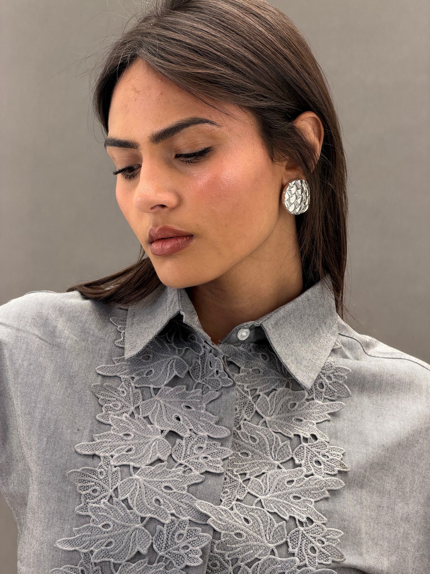 Mandarin Guipure Top – Steel