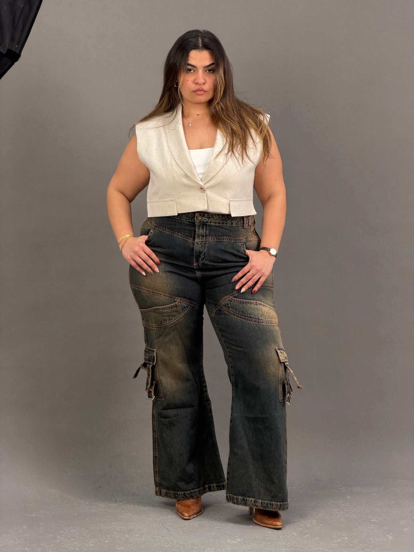 Main Character - Vintage Brown