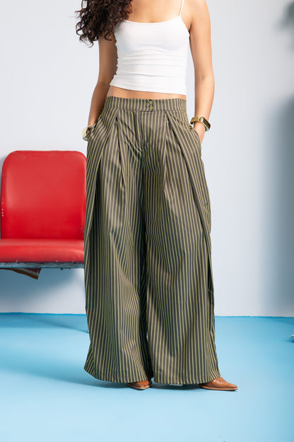 Kairo Pleated - Olive Pinstripe