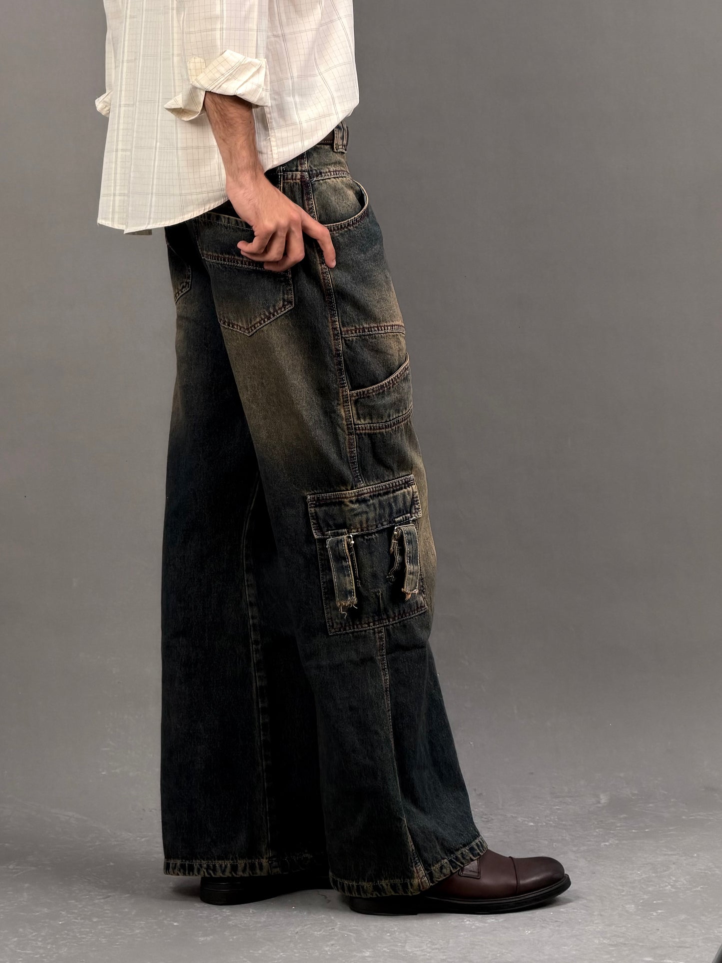 Main Character - Vintage Brown
