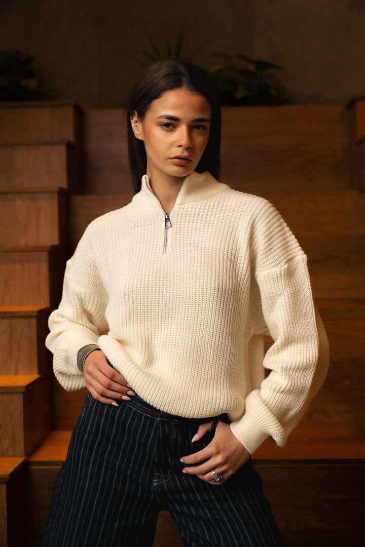 Half Line Zip- White